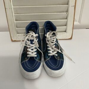 Vans SK8-Hi Bolt Sneaker Woman’s Size 8.5 Men’s Size 7